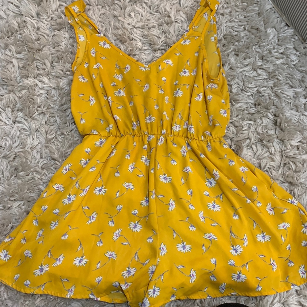 Floral Romper with pockets